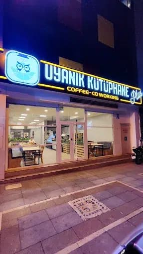 Uyanık Kütüphane Kocaeli Ömerağa şubesi